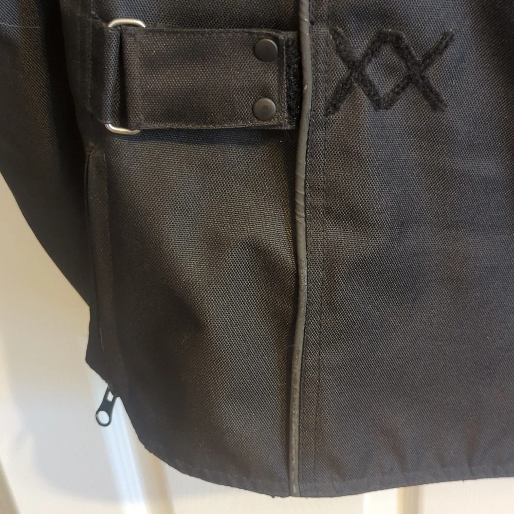 Motorcycle jacket - Picture 5 of 10